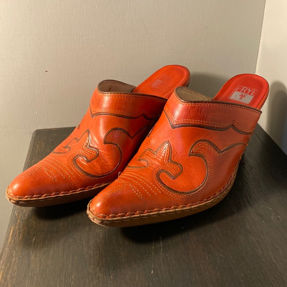 FRYE Western Style Red Leather Mules sz 7